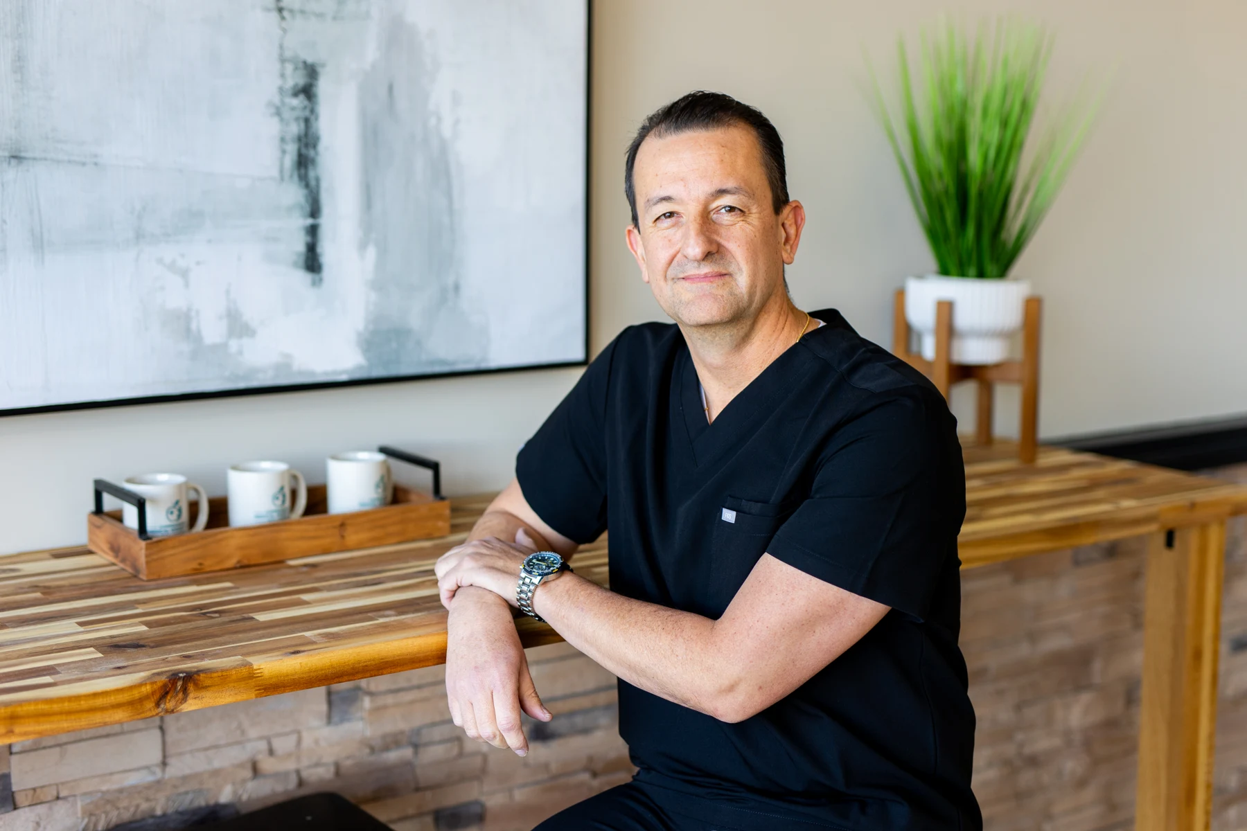 Dr. Jorge Minera in the CMWLS practice